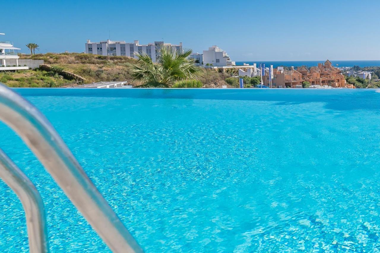 Unique 3-Bdrm Townhouse, Stunning View, Pool & Bbq Daire Estepona Dış mekan fotoğraf