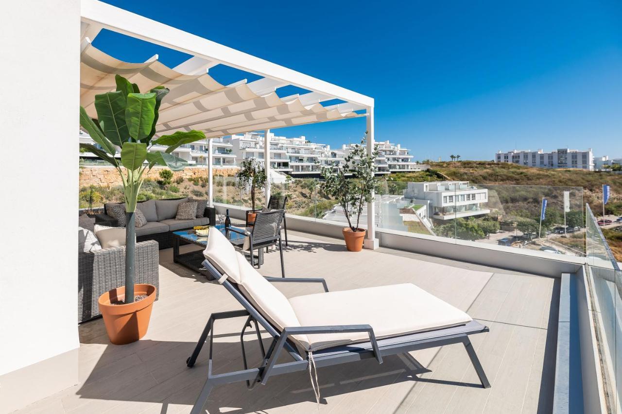 Unique 3-Bdrm Townhouse, Stunning View, Pool & Bbq Daire Estepona Dış mekan fotoğraf