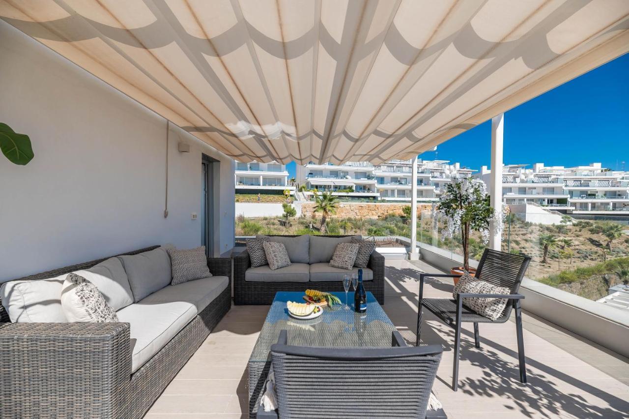 Unique 3-Bdrm Townhouse, Stunning View, Pool & Bbq Daire Estepona Dış mekan fotoğraf
